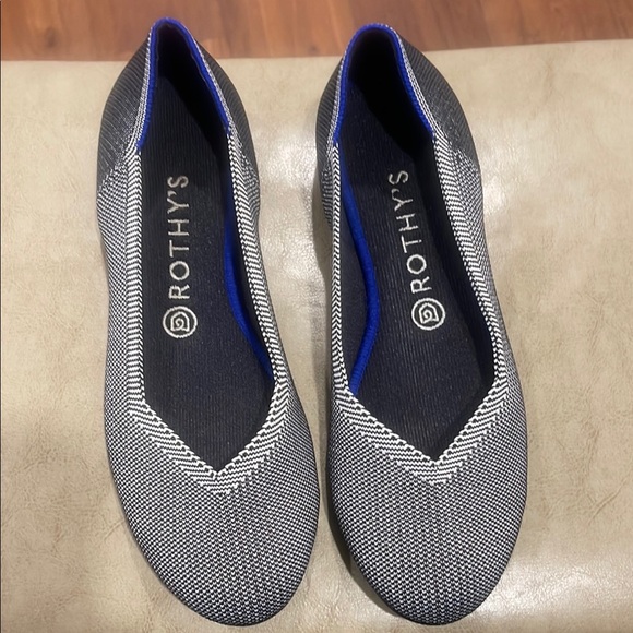 Rothy's Black and Blue Knit Flats for Everyday Comfort - Picture 1 of 4